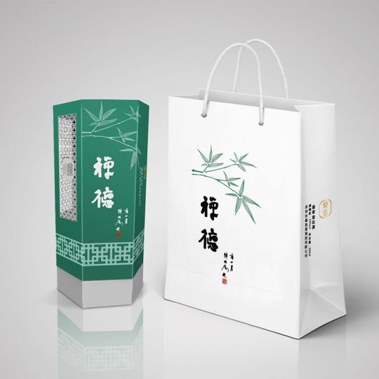 中西方元素结合酒类包装设计